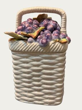 Fitz and Floyd Vintage Cream Basket with Purple Grapes